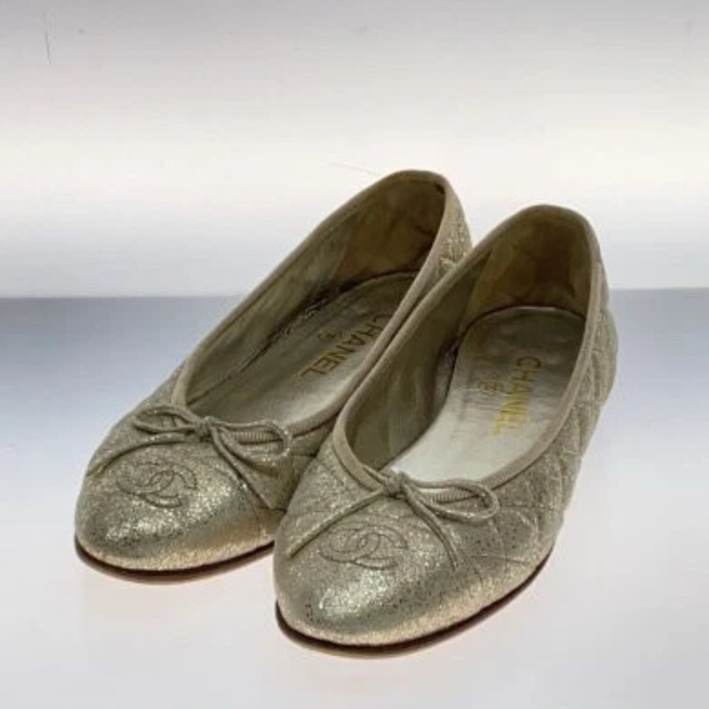 Chanel Iconic Quilted goatskin Gold Ballet Flats 41.5 CC interlocking logo